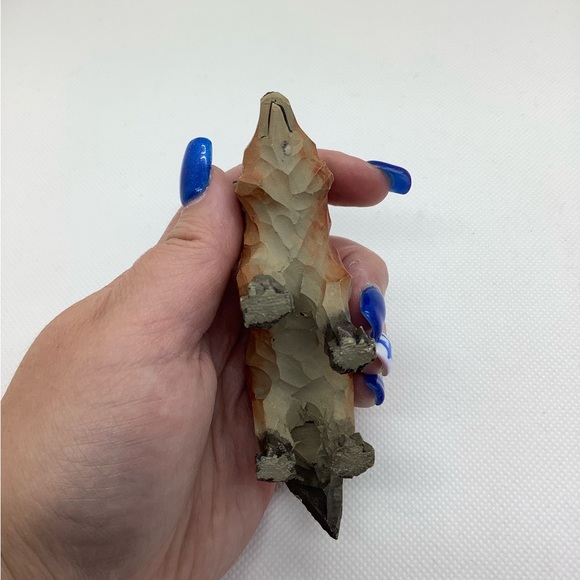 Small Carved Fox Figure Woodland Animal Figurine - Picture 5 of 5